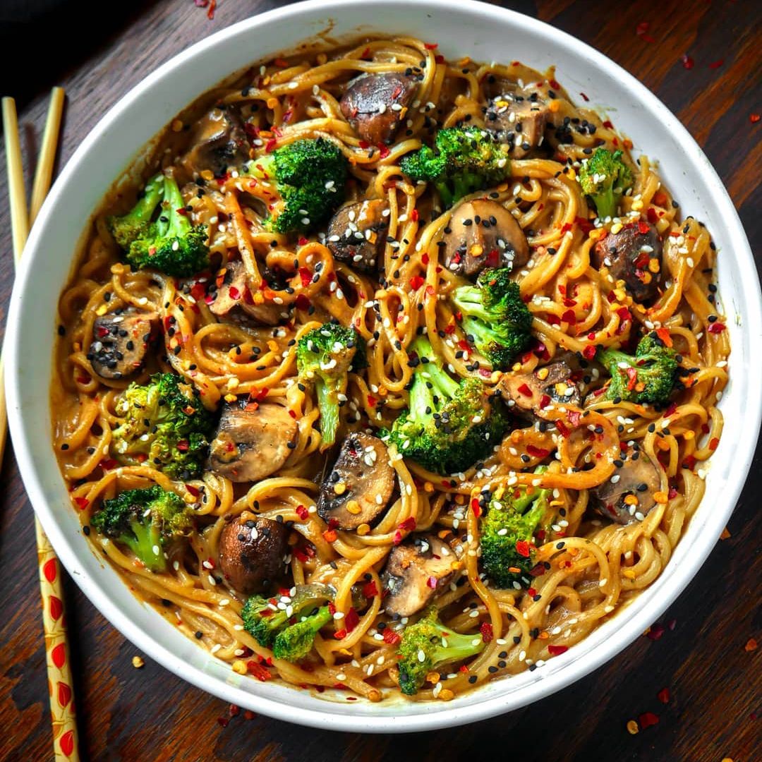 Sweet And Spicy Lo Mein with Toasted Sesame Mushrooms and Broccoli